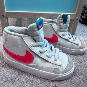 Toddler Girls Blazer Mid 77 Se Casual Sneaker